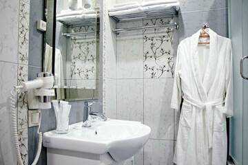 Фото номера Номер стандарт с 1 двуспальной кроватью Гостиница Чаплин г. Смоленск 16
