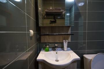 Фото номера Улучшенный двухместный с 1 кроватью Апарт-отель City г. Смоленск 4